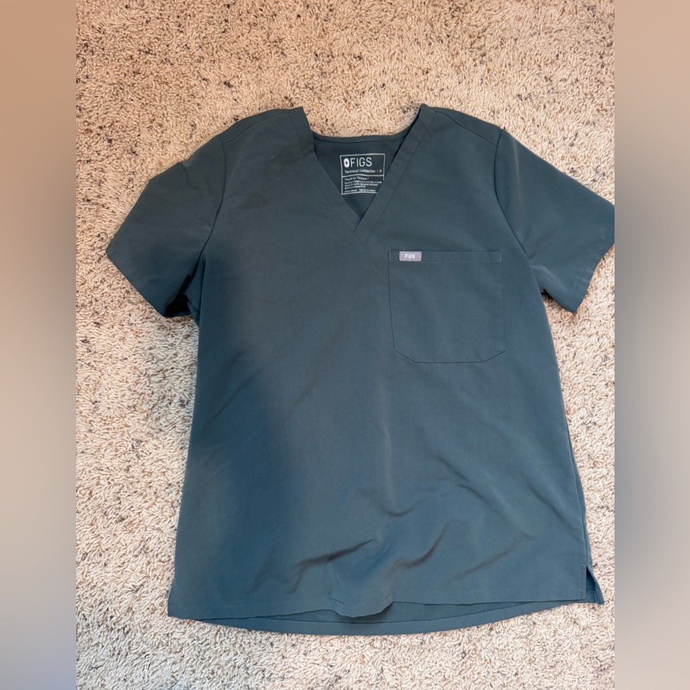 FIGS Scrub Top